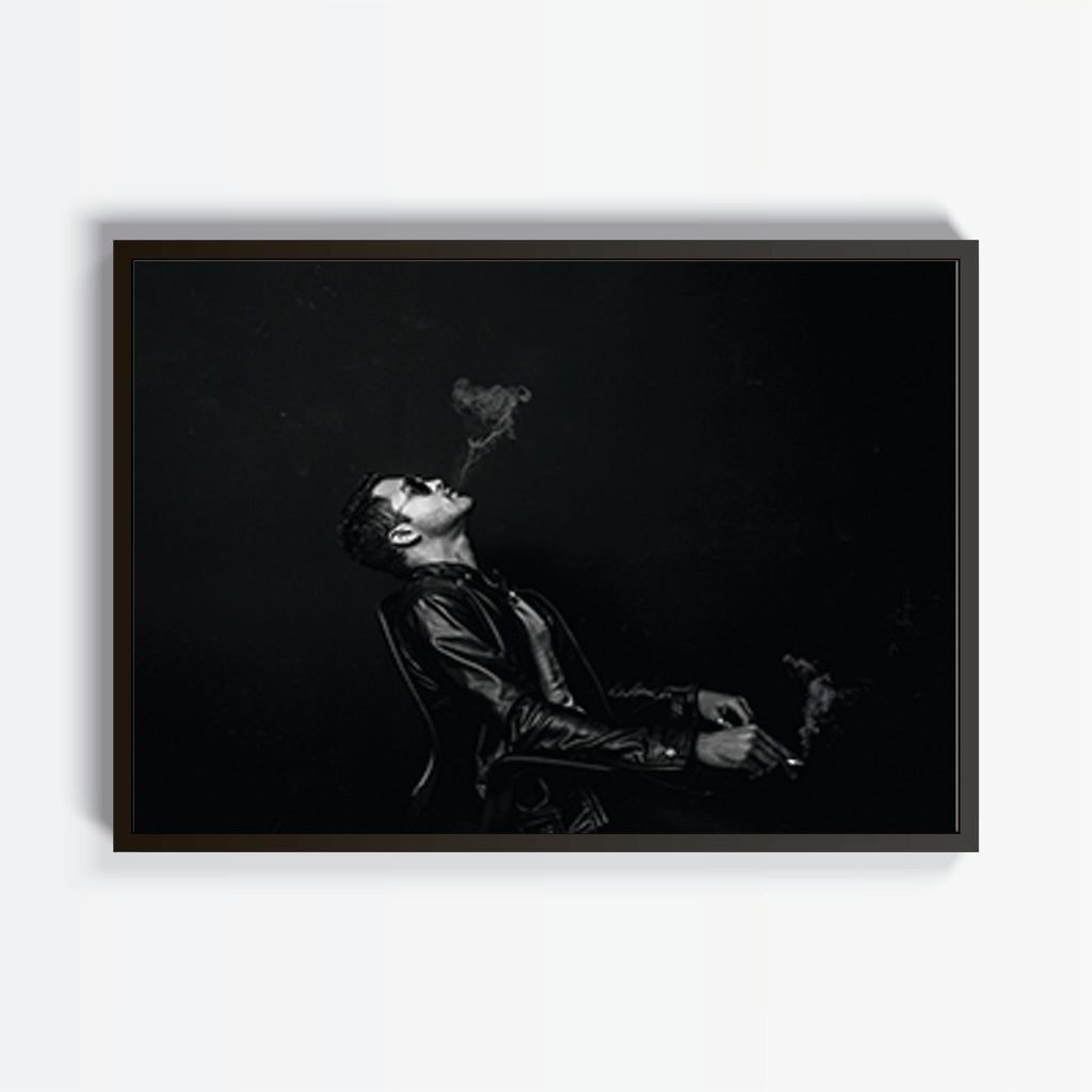 Man Smoking cuadro decorativo para sala moderna | arte para hogar | Studio MagArt
