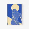 Mujer Azul bajo la Luna – cuadro decorativo con marco blanco | Studio MagArt