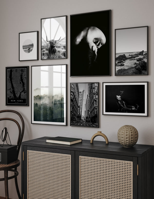 Man Smoking - Studio MagArt